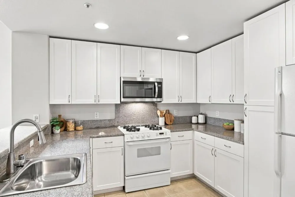 20488 Stevens Creek Boulevard #2211 Cupertino, CA 95014
