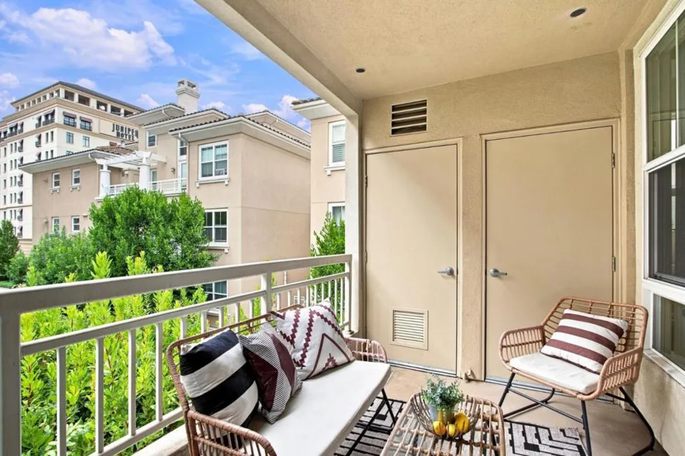 20488 Stevens Creek Boulevard #2211 Cupertino, CA 95014