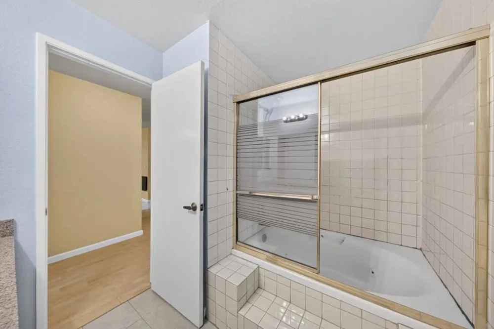 1099 Abbott Avenue Milpitas, CA 95035