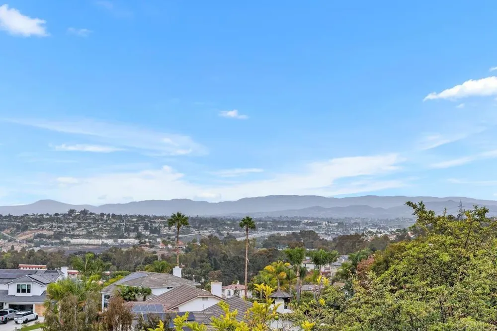 3450 Camden Circle Carlsbad, CA 92008