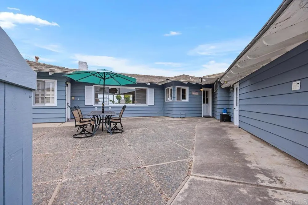 3450 Camden Circle Carlsbad, CA 92008