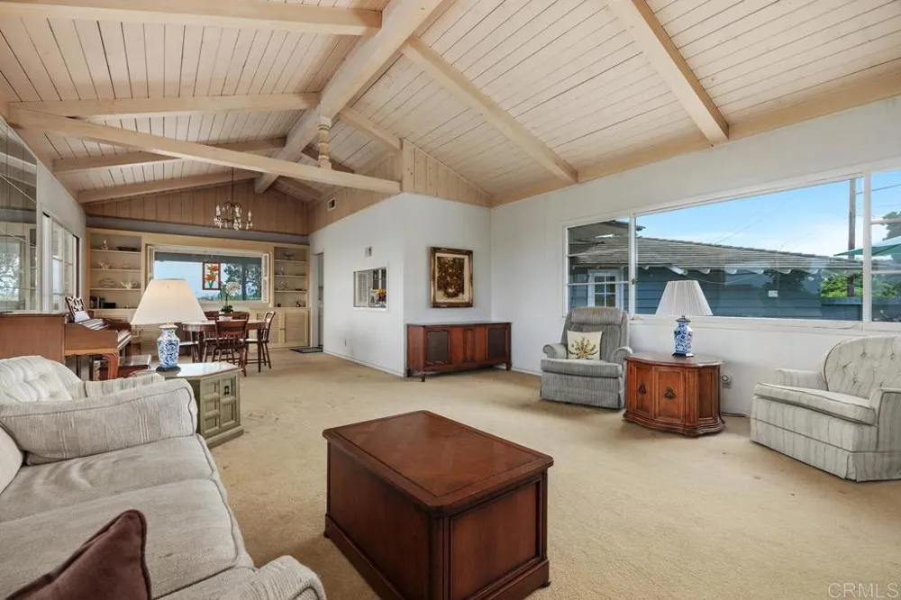 3450 Camden Circle Carlsbad, CA 92008