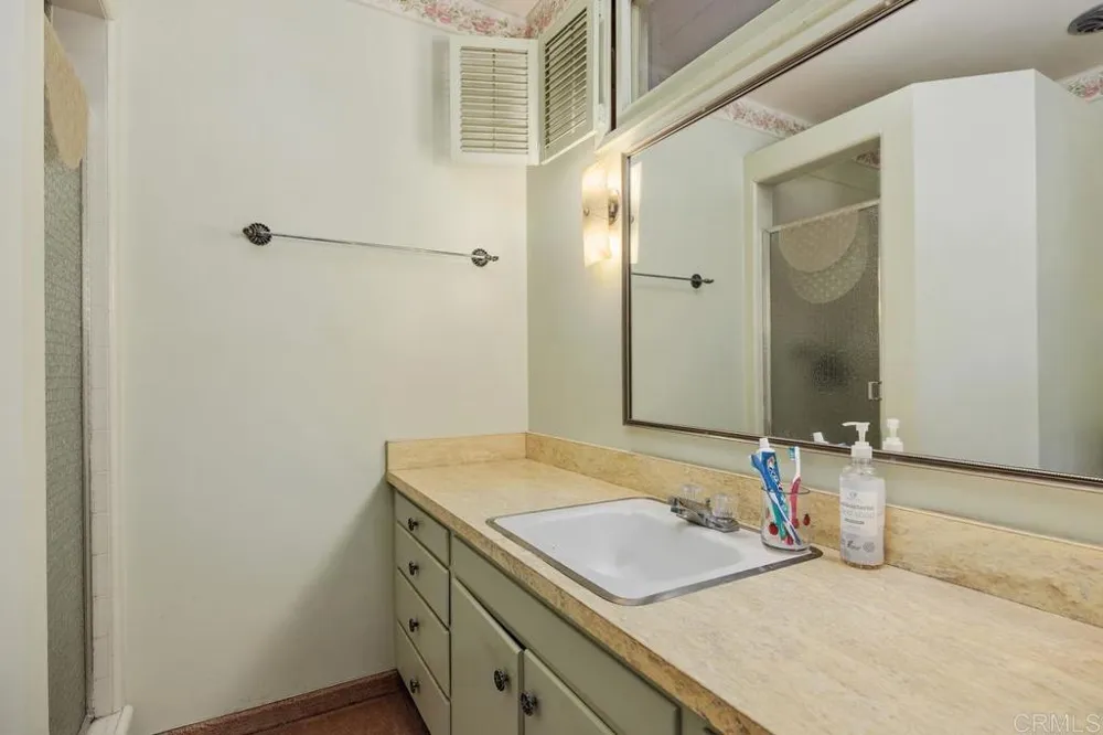 3450 Camden Circle Carlsbad, CA 92008