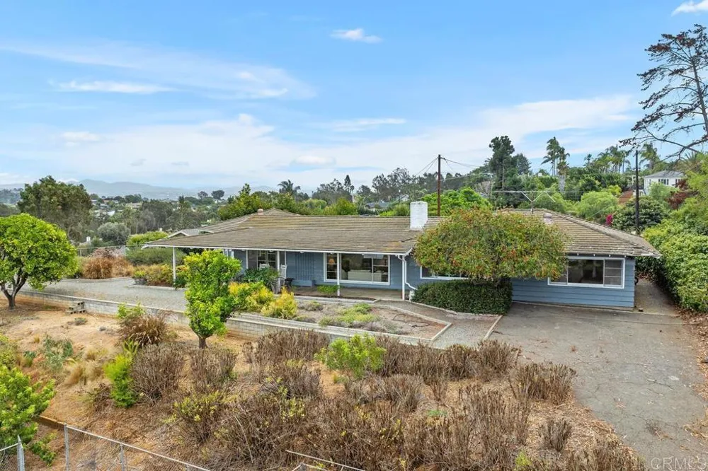 3450 Camden Circle Carlsbad, CA 92008
