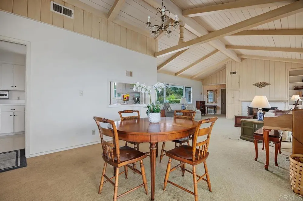 3450 Camden Circle Carlsbad, CA 92008