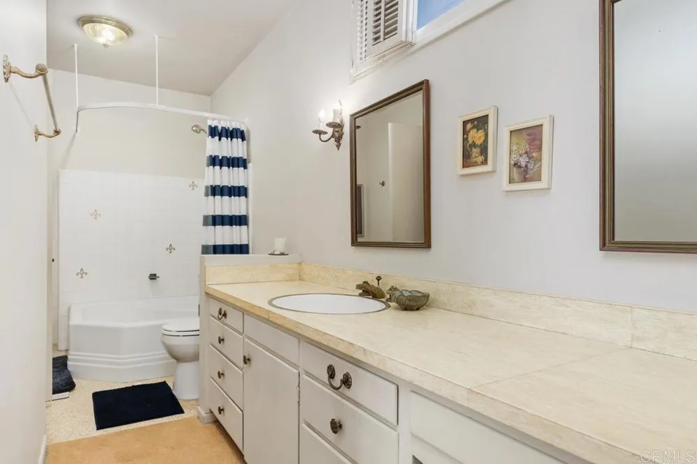 3450 Camden Circle Carlsbad, CA 92008