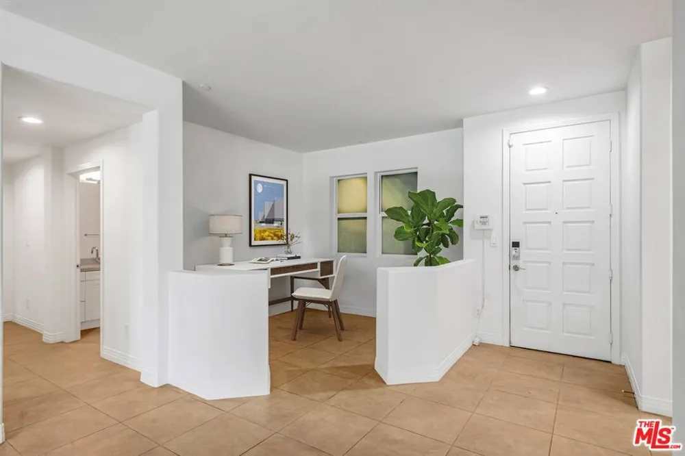 7100 Playa Vista Drive #123 Playa Vista, CA 90094