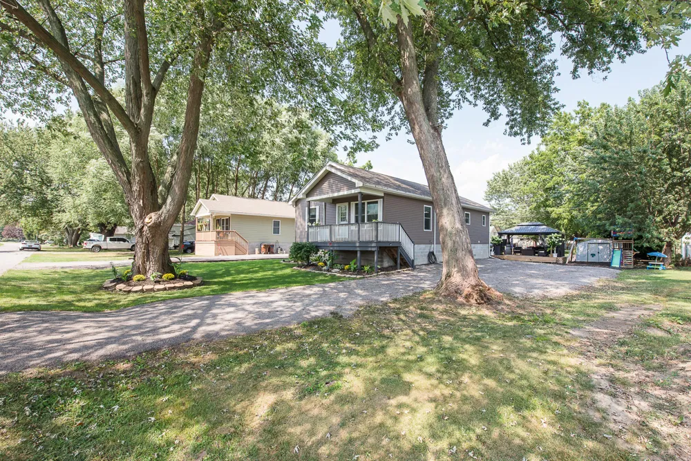 3323 Fourth Street Monroe, MI 48162
