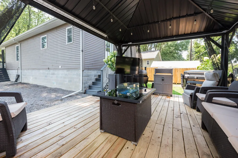 3323 Fourth Street Monroe, MI 48162