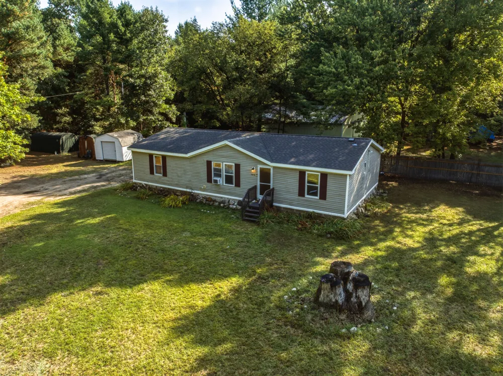 5454 S Cypress Avenue Newaygo, MI 49337