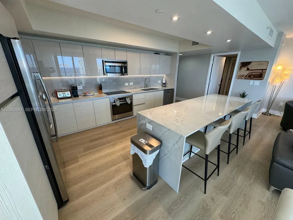 2600 E Hallandale Beach blvd #T2701 Hallandale Beach, FL 33009