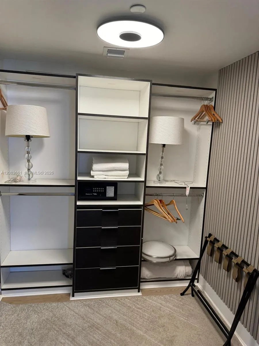 2600 E Hallandale Beach blvd #T2701 Hallandale Beach, FL 33009