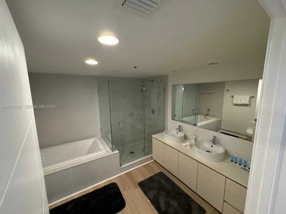 2600 E Hallandale Beach blvd #T2701 Hallandale Beach, FL 33009