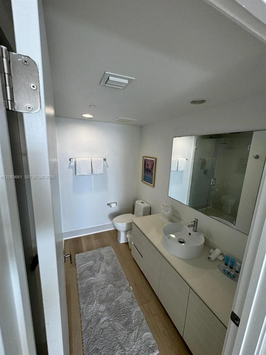 2600 E Hallandale Beach blvd #T2701 Hallandale Beach, FL 33009