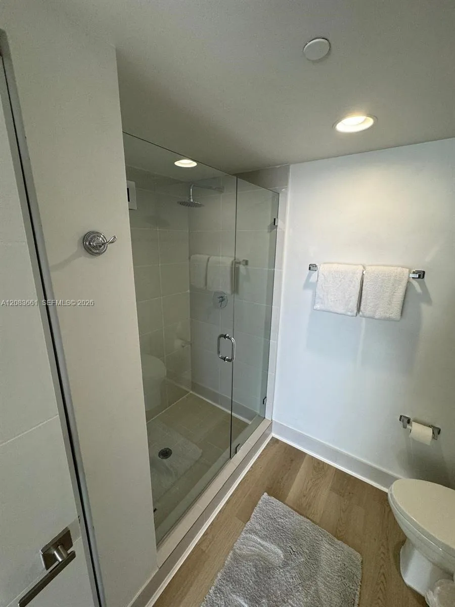 2600 E Hallandale Beach blvd #T2701 Hallandale Beach, FL 33009