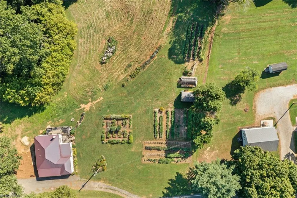 2360 US Highway 601 Mocksville, NC 27028
