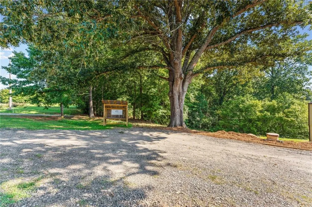 2360 US Highway 601 Mocksville, NC 27028