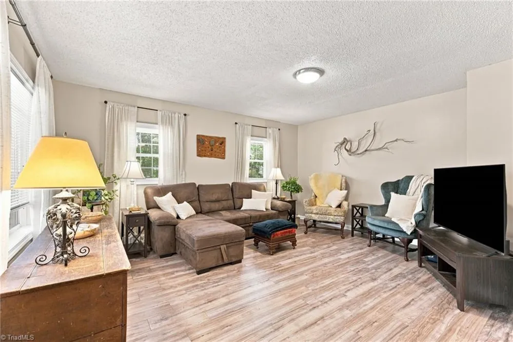 2360 US Highway 601 Mocksville, NC 27028