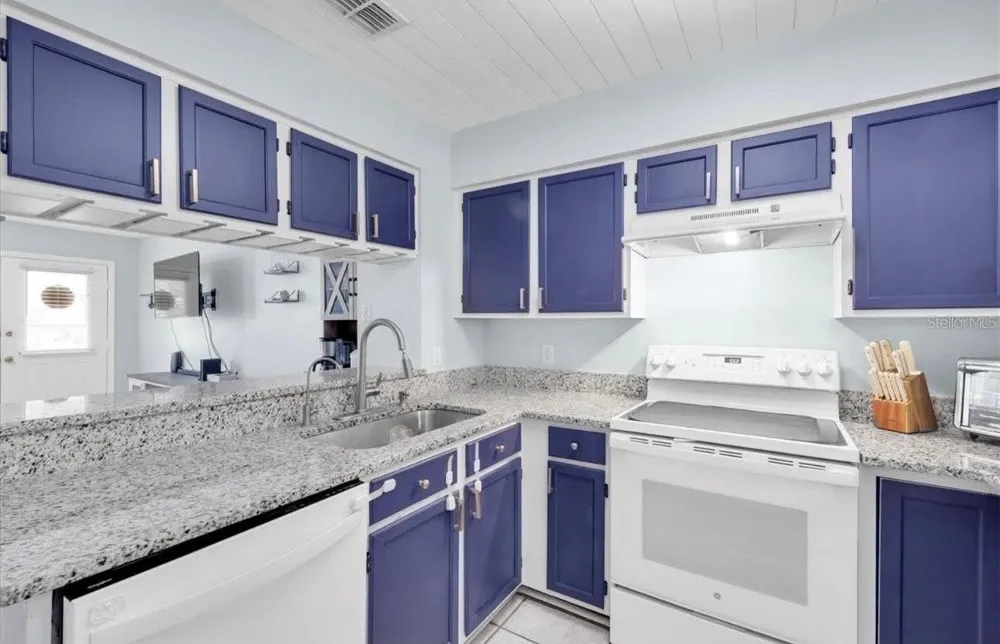 11338 STRATTON PARK DRIVE Temple Terrace, FL 33617