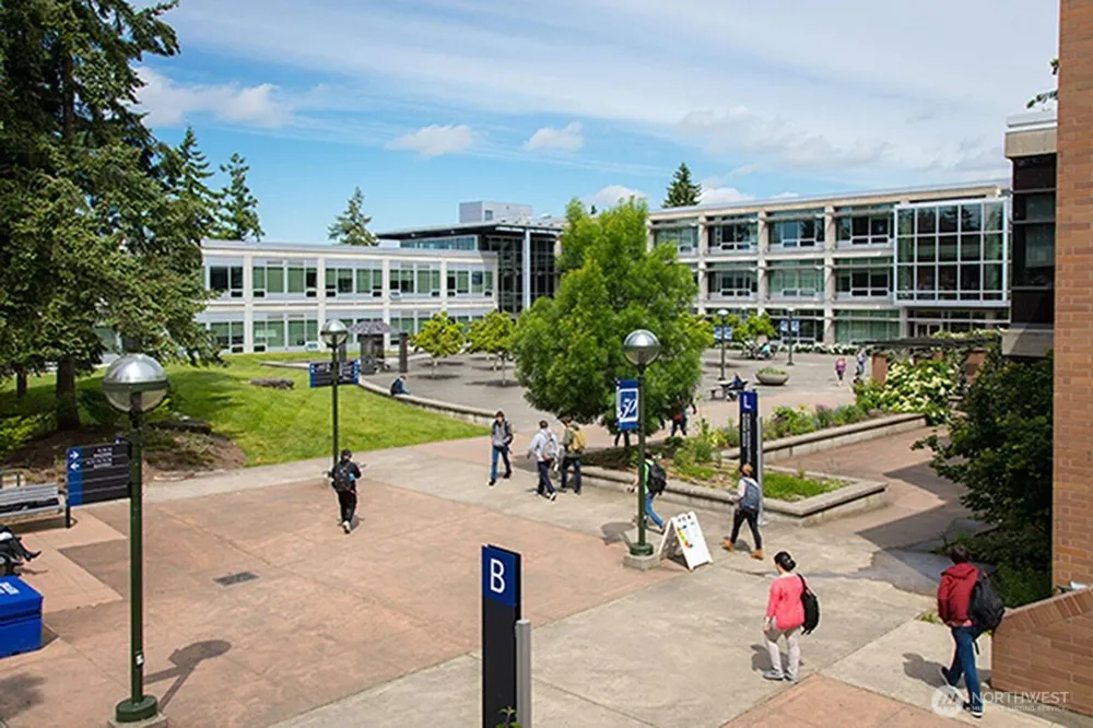 14130 17th Place #C3 Bellevue, WA 98007
