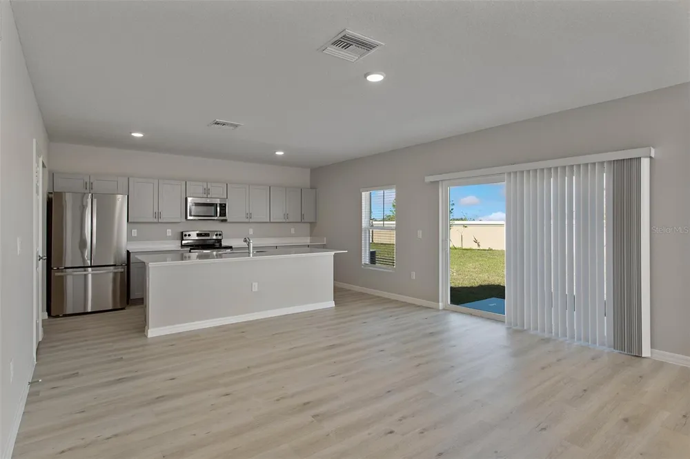 36675 THORNHEDGE DRIVE Zephyrhills, FL 33541