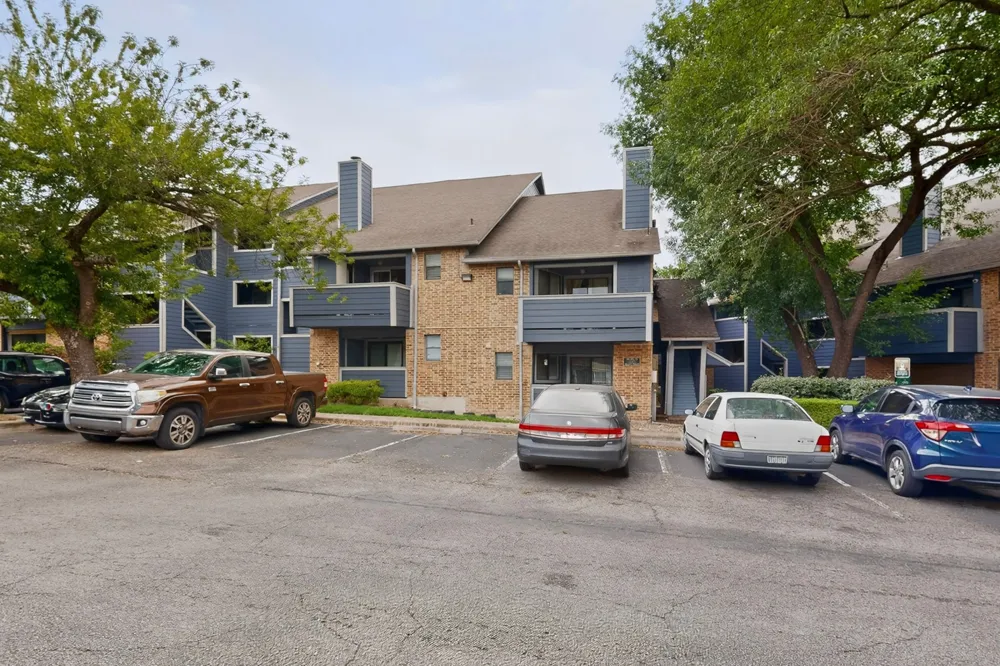 2500 Burleson Road #506 Austin, TX 78741