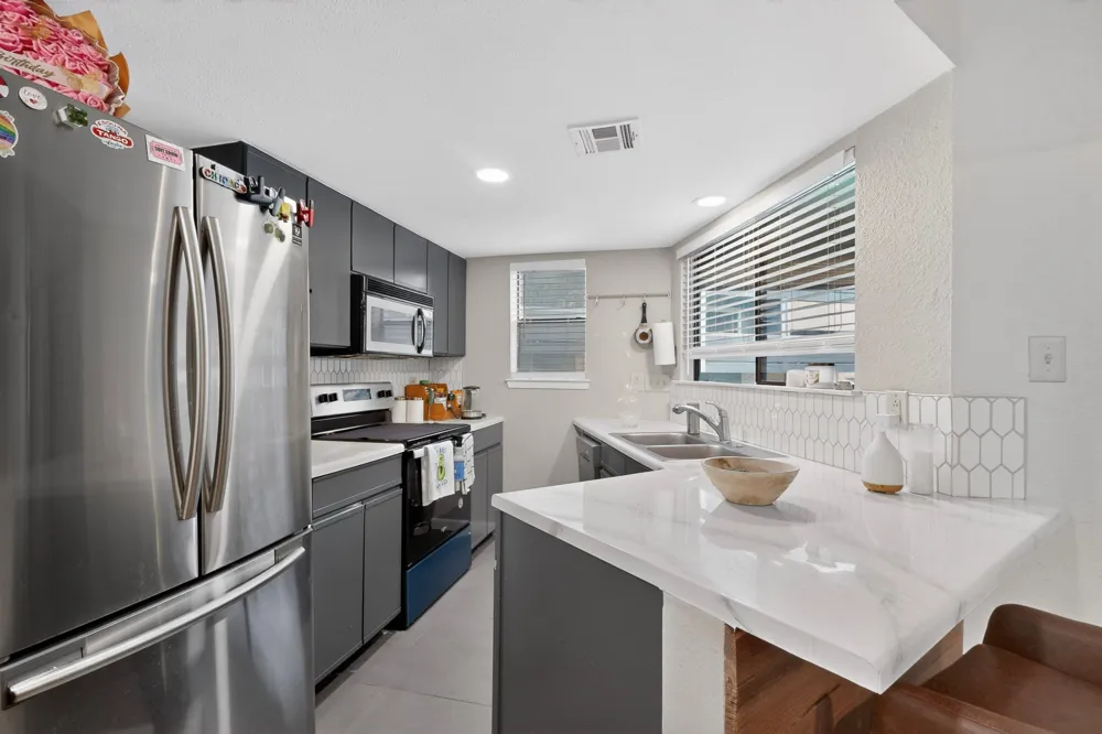 2500 Burleson Road #506 Austin, TX 78741