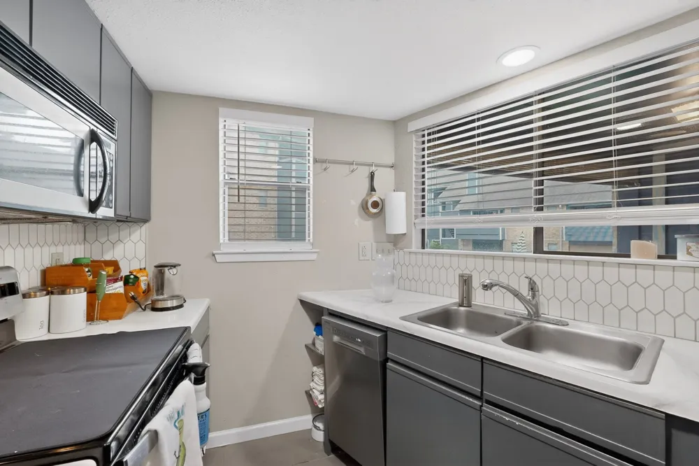2500 Burleson Road #506 Austin, TX 78741