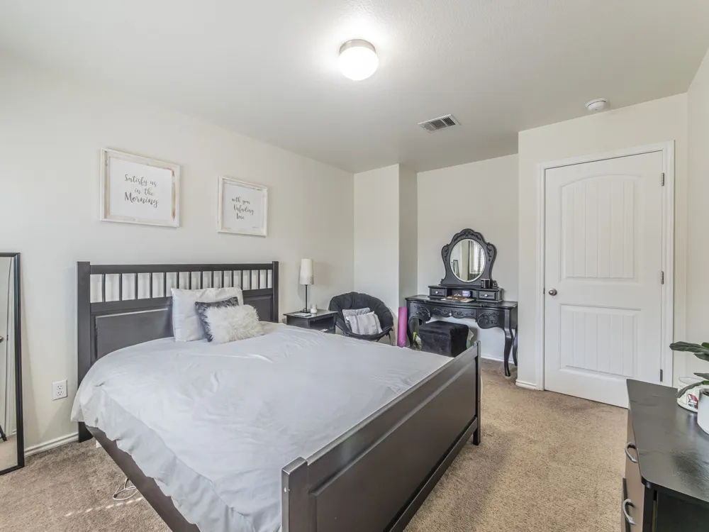1366 Heep Run Buda, TX 78610