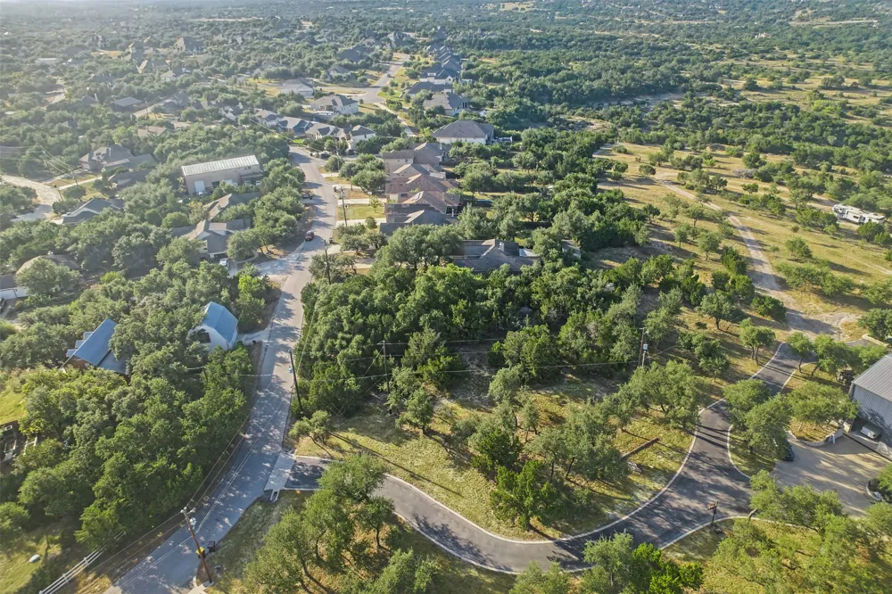 9931 Little Creek Circle Dripping Springs, TX 78620