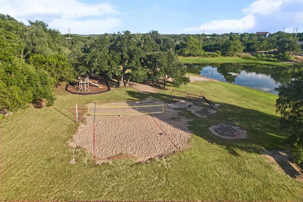9931 Little Creek Circle Dripping Springs, TX 78620