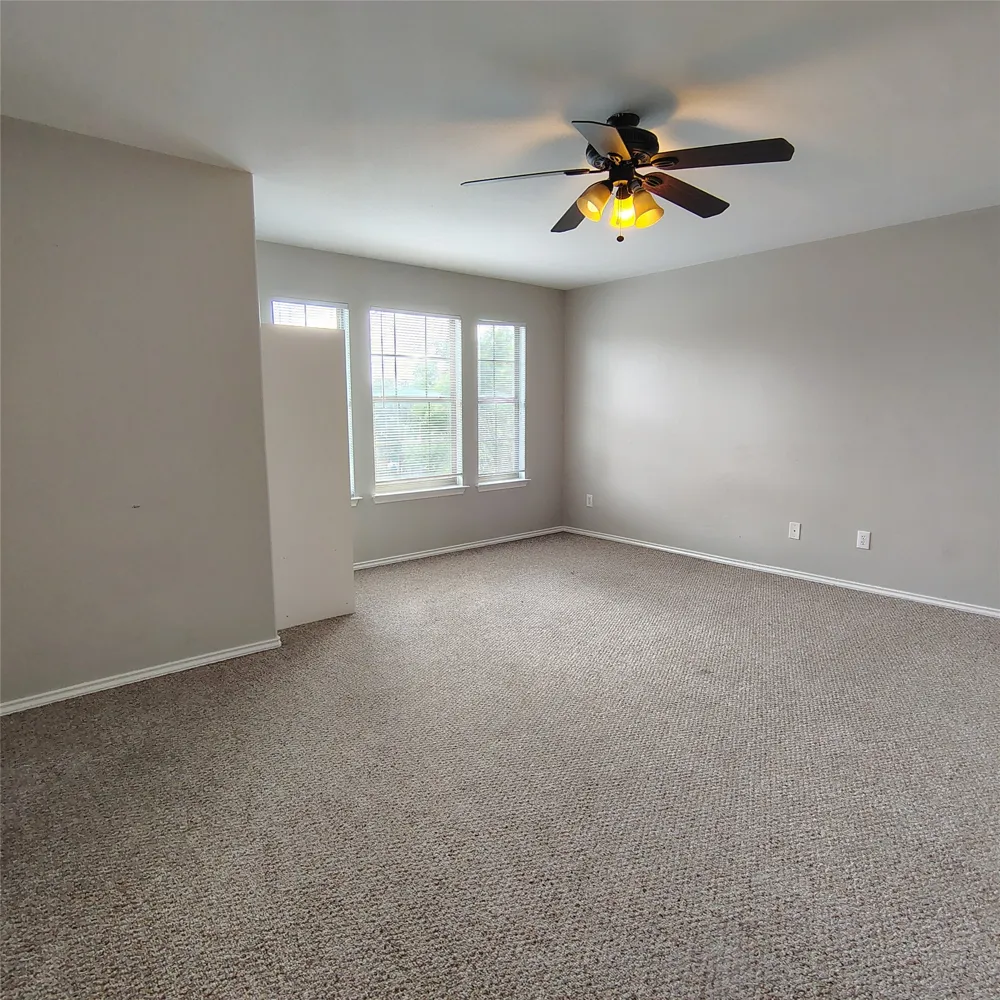 1107 Fox Sparrow Cove Pflugerville, TX 78660