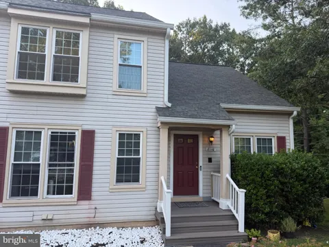 8110 CLIFFOREST DRIVE