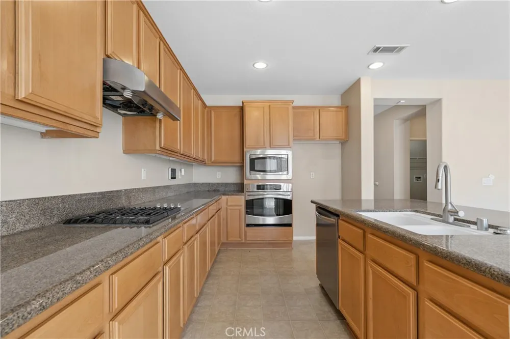 39294 Butler Palmdale, CA 93551