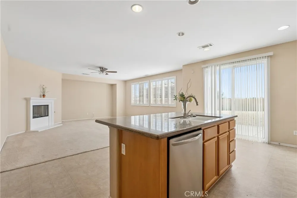 39294 Butler Palmdale, CA 93551