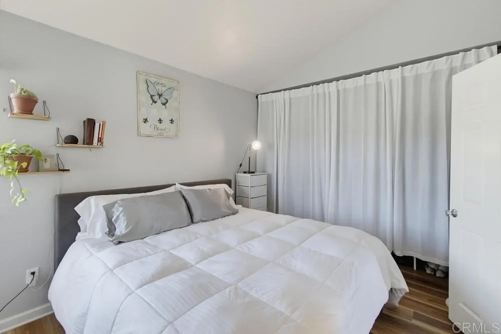 2373 Kings View Circle Spring Valley, CA 91977