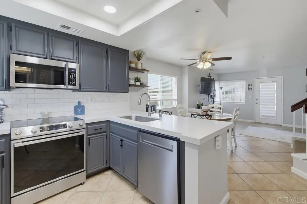 2373 Kings View Circle Spring Valley, CA 91977