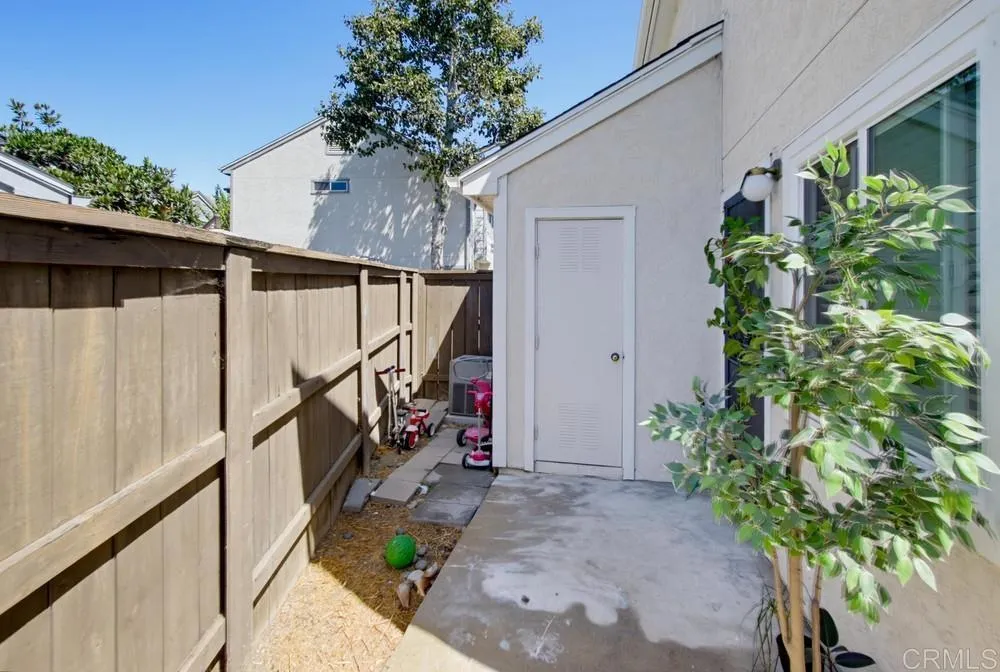 2373 Kings View Circle Spring Valley, CA 91977
