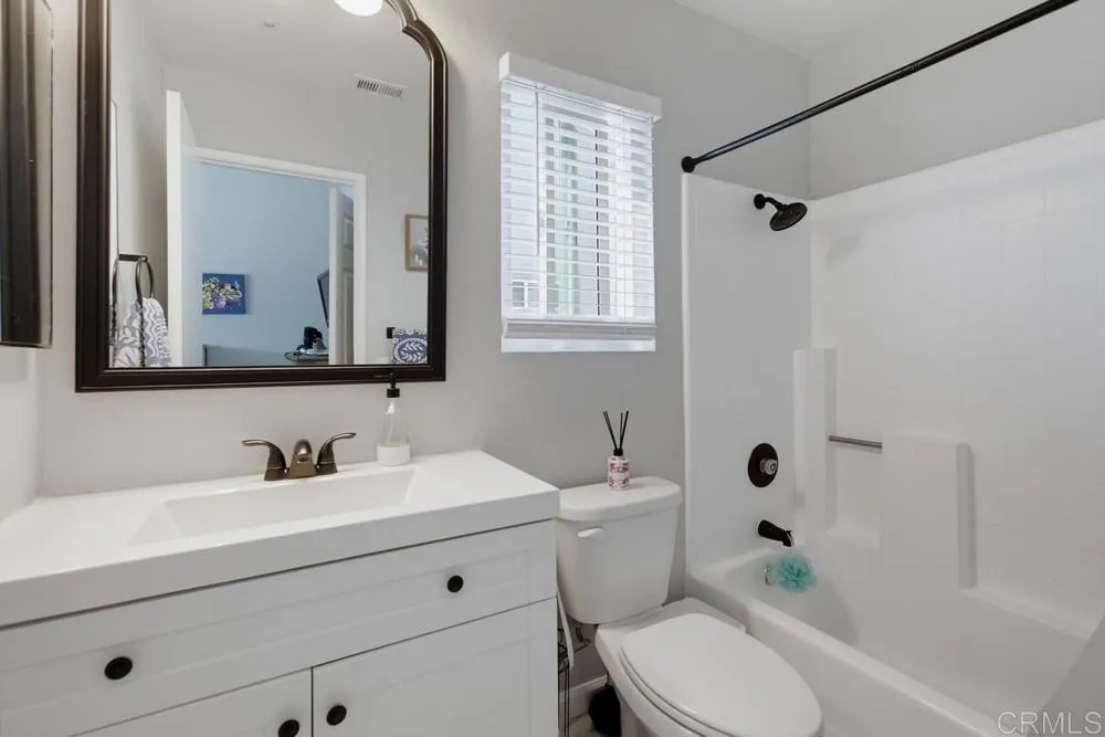 2373 Kings View Circle Spring Valley, CA 91977