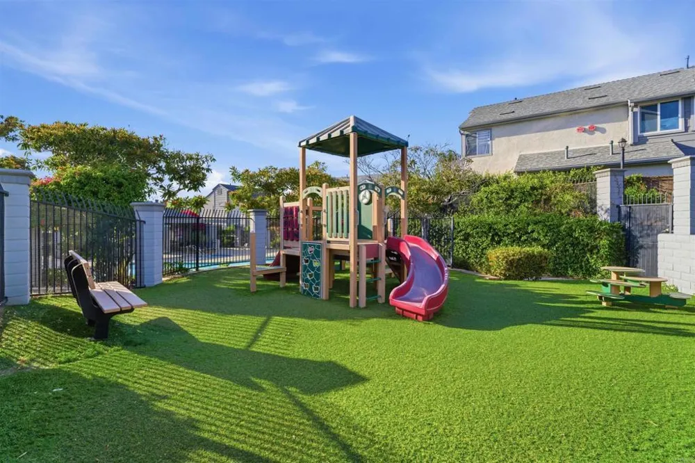 2373 Kings View Circle Spring Valley, CA 91977