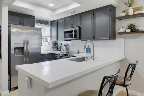 2373 Kings View Circle