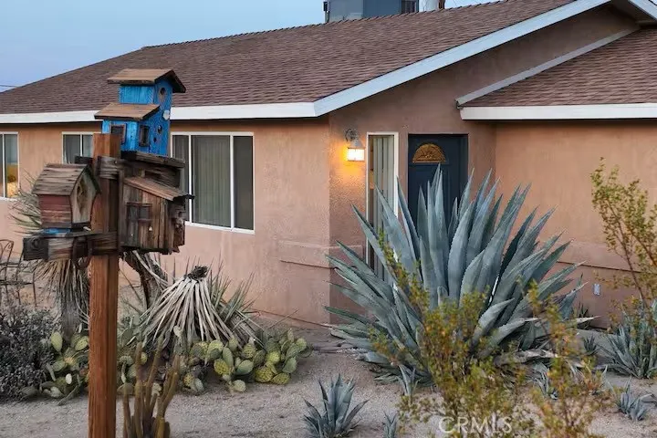61620 Crest Circle Drive Joshua Tree, CA 92252