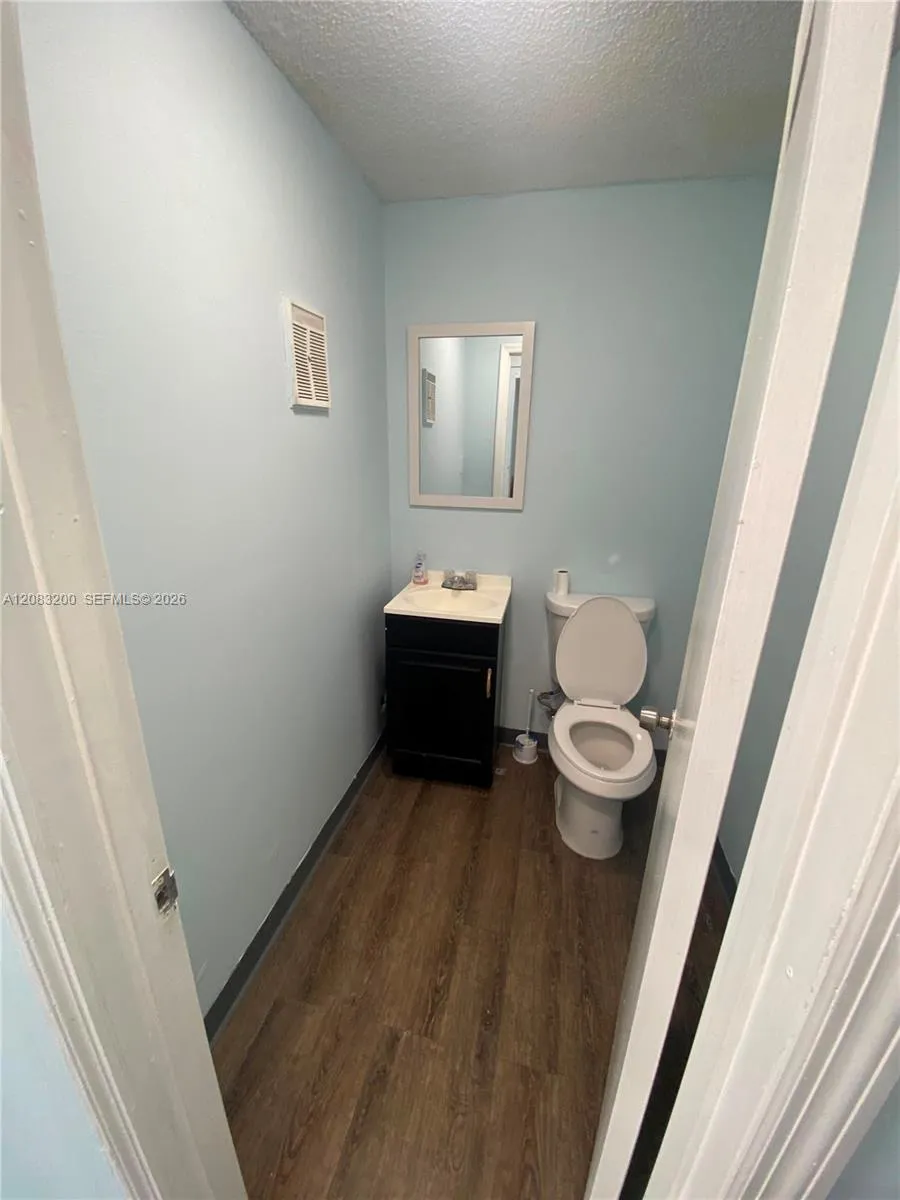 12319 SW 132nd Ct #10 Miami, FL 33186