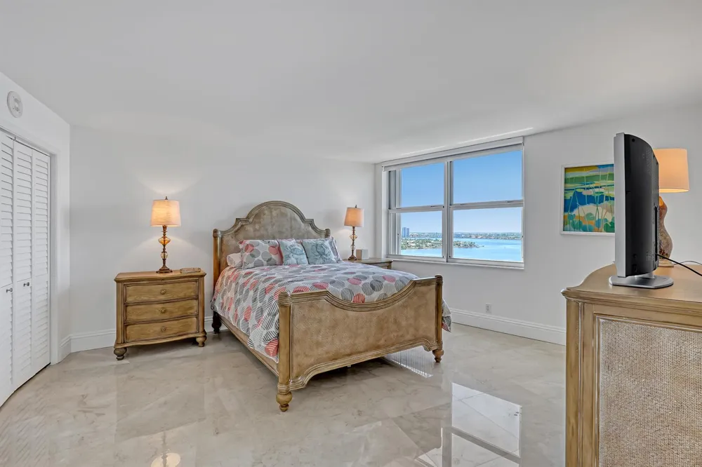 5200 OCEAN DRIVE #1703 Singer Island, FL 33404
