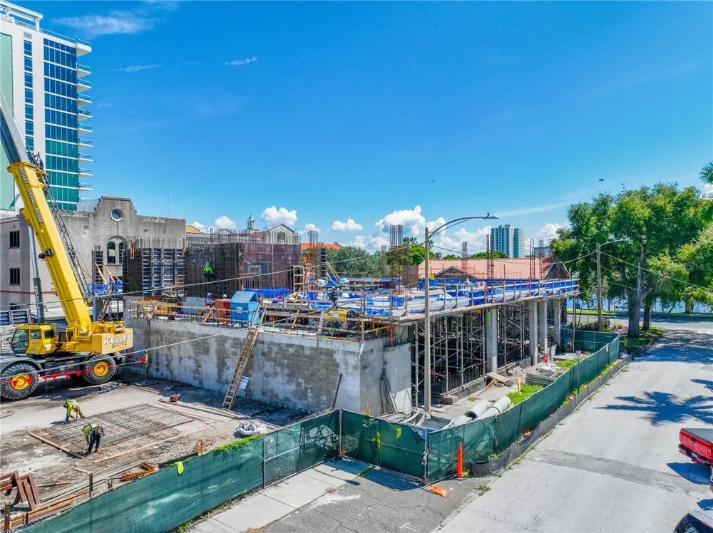 749 BURLINGTON AVENUE #200 St Petersburg, FL 33701