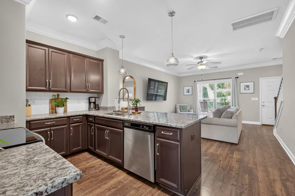 2547 Hidden Creek Ct Columbia, TN 38401