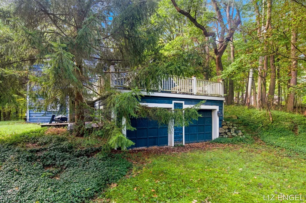 2309 Forest Trail Circle Ganges Township, MI 49408