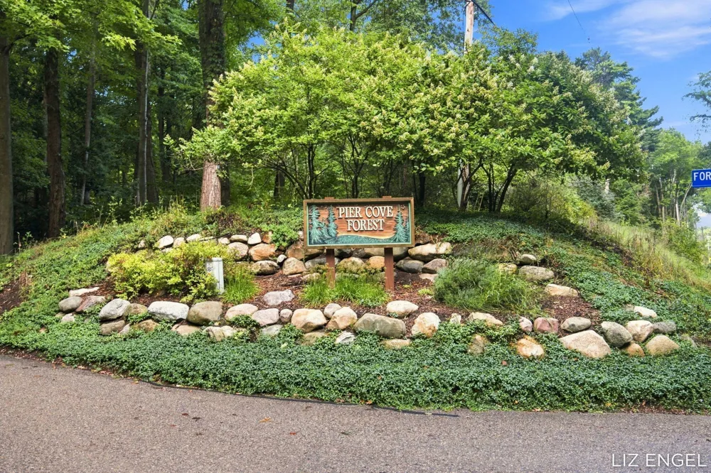 2309 Forest Trail Circle Ganges Township, MI 49408