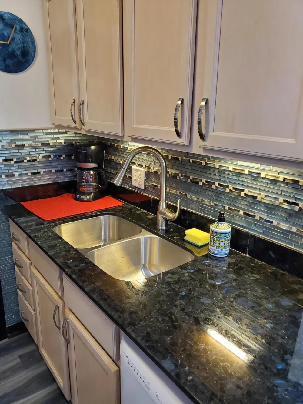 225 Shore Drive #004 South Haven City, MI 49090