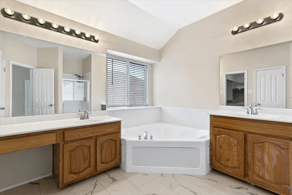 207 Colby Lane Cedar Park, TX 78613